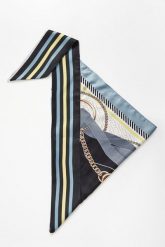 Chusta damska trójkątna LIU JO. Chusty damskie Liu Jo, bez wzorów. Za 199.00 zł.