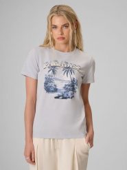4F T-shirt regular z nadrukiem damski - niebieski S. Niebieskie t-shirty damskie 4F, s, bez wzorów, z bawełny, bez kołnierzyka. Za 69.99 zł.