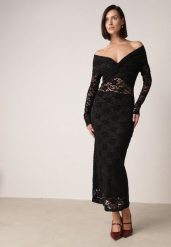 Czarna Dopasowana Sukienka Koronkowa z Odkrytymi Ramionami i Węzłem Serehaneh. Czarne sukienki damskie Born2be, z aplikacjami, z koronki, eleganckie, bez ramiączek. Za 189.99 zł.