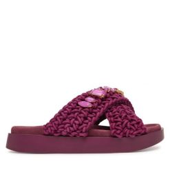 Klapki Inuikii. Czerwone klapki damskie Inuikii, bez wzorów, bez obcasa, bez zapięcia. Za 899.99 zł.