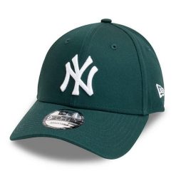 Czapka New York Yankees Ess 9FORTY. Zielone czapki damskie New Era, bez wzorów. Za 191.50 zł.