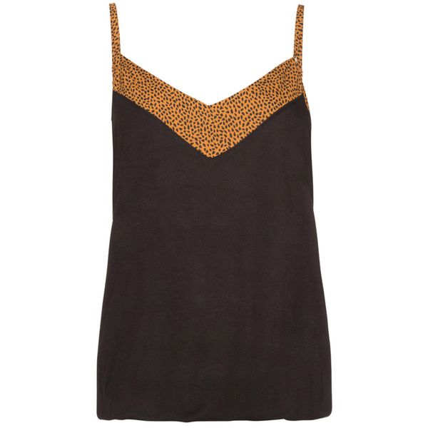 Koszulka damska top PROTEST Reflect 21. Czarne koszulki damskie Protest, bez wzorów, bez kołnierzyka, bez ramiączek. Za 199.99 zł.