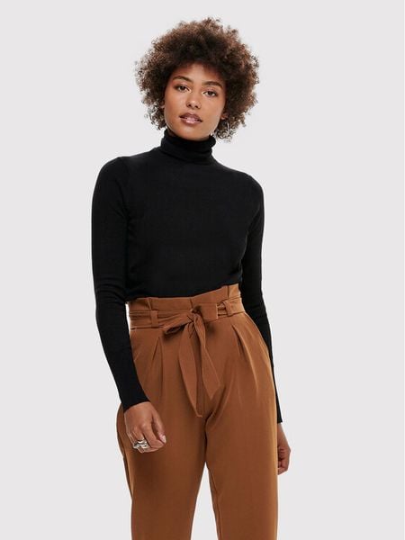 ONLY Golf Venice 15183772 Czarny Regular Fit. Czarne golfy damskie Only, s, bez wzorów, z wiskozy, bez ramiączek. Za 89.99 zł.