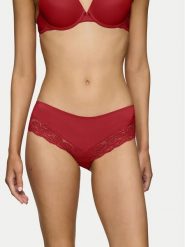 Triumph Bokserki Lovely Micro 10182555 Czerwony. Czerwone bokserki damskie Triumph, bez wzorów, z syntetyku. Za 39.99 zł.