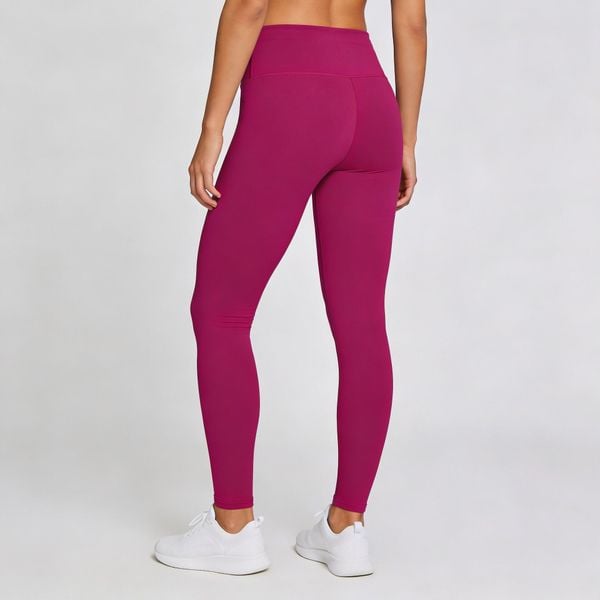 Granatowe legginsy Softee Boreal. Czerwone legginsy damskie Softee, m, bez wzorów, z elastanu. Za 153.50 zł.