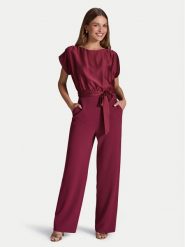 Swing Kombinezon 3AD00400 Bordowy Relaxed Fit. Czerwone sukienki damskie Swing, bez wzorów, z syntetyku, bez ramiączek. Za 759.99 zł.