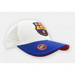 Czapka z daszkiem FC Barcelona Junior - oficjalna licencjonowana. Białe czapki z daszkiem damskie FC BARCELONA, bez wzorów. Za 99.00 zł.