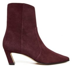 Botki Stuart Weitzman. Czerwone botki damskie Stuart Weitzman, bez obcasa, na słupku, bez zapięcia. Za 2,769.00 zł.