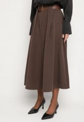 Brązowa Rozkloszowana Spódnica z Wiskozą Zdobiona Paskiem z Klamrą Tinevia. Brązowe spódnice damskie Born2be, do pracy, uniwersalny, z aplikacjami, z wiskozy, biznesowe, midi. Za 109.99 zł.
