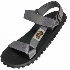 Sandały GUMBIES SCRAMBLER SANDAL UNISEX. Szare sandały damskie Gumbies, bez wzorów, bez obcasa, bez zapięcia. Za 99.99 zł.