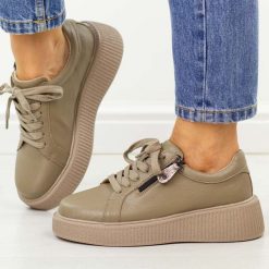 Beżowe skórzane sneakersy damskie T.Sokolski J26-301. Brązowe obuwie sportowe casual damskie Sokolski, z dzianiny, bez zapięcia. Za 269.00 zł.