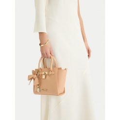 Torebka Nine West. Brązowe torebki klasyczne damskie Nine West, bez dodatków. Za 329.99 zł.