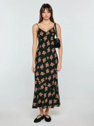 Sukienka damska midi z wiskozy z motywem kwiatowym czarna Rawena 906. Czarne sukienki damskie Big Star, bez wzorów, z koronki, eleganckie, bez ramiączek. Za 199.99 zł.