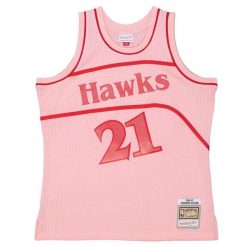Koszulka NBA Atlanta Hawks Space Knit Swingman Jersey 1986 Dominique Wilkins. Czerwone koszulki damskie Mitchell & Ness, bez wzorów, z jersey, bez kołnierzyka, bez ramiączek. Za 616.50 zł.