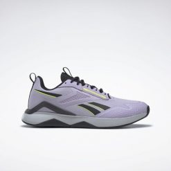 Buty treningowe damskie Reebok Nanoflex Adventure. Czarne obuwie sportowe damskie Reebok, bez zapięcia, na fitness i siłownię. Za 231.84 zł.