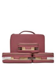 Guess Kosmetyczka PW7494 P4450 Różowy. Czerwone kosmetyczki damskie Guess, ze skóry, bez dodatków. Za 279.99 zł.