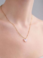 Lodie Silver Naszyjnik z zawieszką - dł. 45 cm rozmiar: onesize. Różowe naszyjniki damskie Lodie Silver, z cyrkonią, z mosiądzu. Za 30.99 zł.