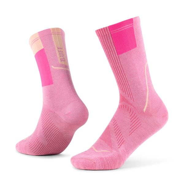 Skarpetki Buff COOLNET® CREW SOCK CC PINK L. Czerwone skarpetki damskie Buff, bez wzorów, z poliamidu. Za 109.90 zł.