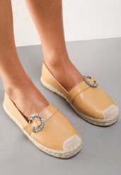 Beżowe Espadryle Auxamene. Brązowe espadryle damskie Renee, z aplikacjami, bez obcasa, na płaskiej podeszwie. Za 39.99 zł.