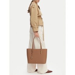 Torebka MEXX. Brązowe shopper bag Mexx, bez wzorów, bez dodatków. Za 159.99 zł.