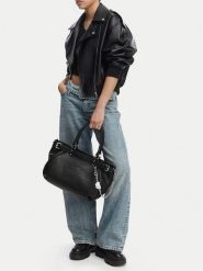 Juicy Couture Torebka CEO-BIJXT8992WVP. Czarny. Czarne torebki klasyczne damskie Juicy Couture, ze skóry, bez dodatków. Za 429.99 zł.