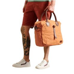 Torba sportowa Superdry Military Laptop Bag. Brązowe torby na laptopa Superdry, bez wzorów, z bawełny. Za 185.00 zł.