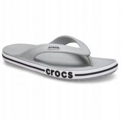 Japonki Dla Dorosłych Crocs Bayaband Flip. Szare klapki damskie Crocs, bez wzorów, z materiału, bez obcasa, bez zapięcia. Za 119.99 zł.