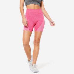 Spodenki fitness damskie Domyos krótkie. Czerwone spodenki sportowe damskie DOMYOS, l, bez wzorów, z materiału, z podwyższonym stanem, na fitness i siłownię. Za 89.99 zł.
