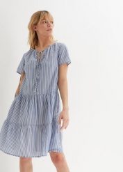 Letnia sukienka tunikowa z czystej bawełny. Niebieskie sukienki damskie bonprix, bez wzorów, z bawełny, bez ramiączek. Za 124.99 zł.