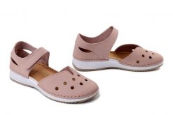 Inblu SD-3KU Różowy, sandały damskie. Czerwone sandały damskie Inblu, bez wzorów, ze skóry, bez obcasa, bez zapięcia. Za 137.90 zł.