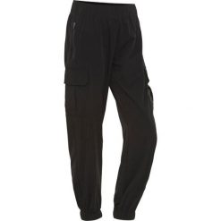Spodnie Catago Neve. Czarne spodnie sportowe damskie CATAGO, l, bez wzorów, z tkaniny, z podwyższonym stanem. Za 354.50 zł.