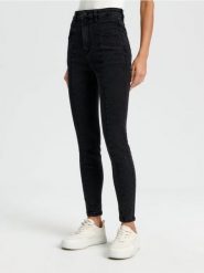 Jeansy skinny - czarny. Czarne jeansy damskie Sinsay. Za 79.99 zł.