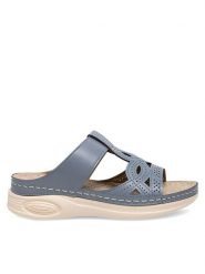 Clara Barson Klapki WYL0510-28 Niebieski. Niebieskie klapki damskie Clara Barson, bez wzorów, z syntetyku, bez obcasa, bez zapięcia. W wyprzedaży za 53.99 zł.