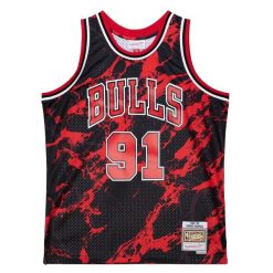 Koszulka Nba Chicago Bulls Dennis Rodman. Czarne koszulki damskie Mitchell & Ness, bez wzorów, bez kołnierzyka, bez ramiączek. Za 636.50 zł.