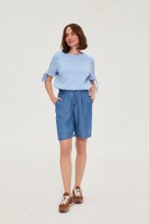 Szorty lyocell niebieskie. Niebieskie szorty damskie MOODO, bez wzorów, z lyocellu. Za 109.99 zł.