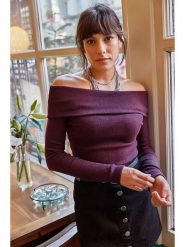 Olalook Sweter w kolorze fioletowym rozmiar: onesize. Różowe swetry klasyczne damskie Olalook, bez kołnierzyka. Za 74.28 zł.