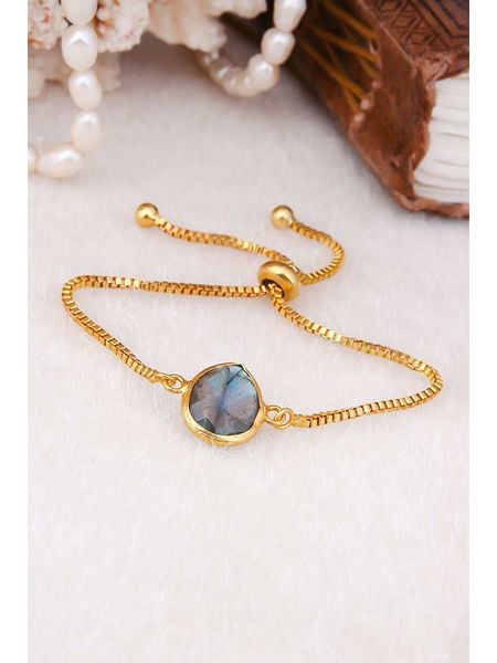 Pierres delicates Pozłacana bransoletka z amazonitem rozmiar: onesize. Zielone bransoletki damskie Pierres delicates, pozłacane. Za 48.95 zł.