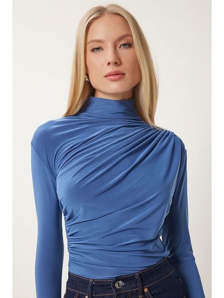 Happiness Istanbul Koszulka w kolorze błękitnym rozmiar: 36. Niebieskie koszulki damskie Happiness Istanbul, bez wzorów, bez kołnierzyka, bez ramiączek. Za 56.99 zł.