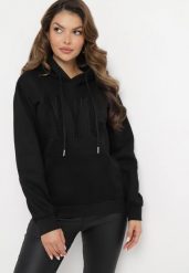 Czarna Ocieplana Bluza z Haftowanym Napisem Pinvtia. Czarne bluzy damskie Born2be, l, bez wzorów, z polaru, z kapturem. Za 109.99 zł.