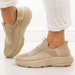 Beżowe sportowe buty damskie Filippo Dtn7866/26. Brązowe obuwie sportowe damskie Filippo, na lato, z dresówki, bez zapięcia, trekkingowe. Za 119.00 zł.