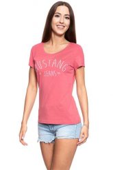 MUSTANG T SHIRT DAMSKI Alexia C Print Slate Rose 1009387 8271. Czerwone t-shirty damskie Mustang, s, bez wzorów, bez kołnierzyka. W wyprzedaży za 39.99 zł.
