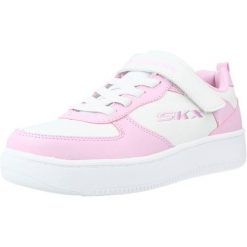Tenisówki Skechers Model Court 92 Kolor Rose. Czerwone trampki damskie Skechers, bez wzorów, z materiału, bez zapięcia. Za 231.00 zł.