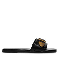 Klapki Badura. Czarne klapki damskie Badura, bez wzorów, bez obcasa, bez zapięcia. Za 159.99 zł.