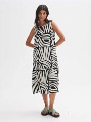 OPUS Sukienka w kolorze czarno-białym rozmiar: 36. Białe sukienki damskie Opus, bez wzorów, z wiskozy, bez ramiączek. Za 113.90 zł.