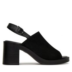 Sandały Tamaris. Czarne sandały damskie Tamaris, bez wzorów, bez obcasa, na płaskiej podeszwie, bez zapięcia. Za 369.99 zł.