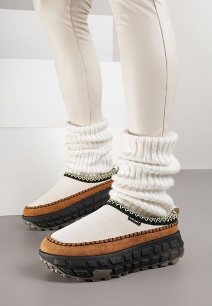 Beżowe Niskie Śniegowce na Grubej Tłoczonej Podeszwie Arevire. Brązowe śniegowce damskie Born2be, z jeansu. Za 89.99 zł.