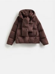 Pikowana kurtka z wiązaniem - ciemnobrązowy. Brązowe kurtki damskie Reserved, l, bez wzorów, z tkaniny, bez kaptura. Za 299.99 zł.