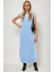 Monki Sukienka dzianinowa w kolorze błękitnym rozmiar: XXL. Niebieskie sukienki damskie Monki, bez wzorów, z dzianiny, bez ramiączek. Za 57.06 zł.