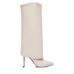Kozaki Nine West. Kozaki damskie Nine West, bez obcasa, na szpilce, bez zapięcia. Za 359.99 zł.