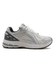 C'M Sneakersy w kolorze srebrno-białym rozmiar: 37. Białe obuwie sportowe damskie C'M, bez zapięcia. Za 127.65 zł.